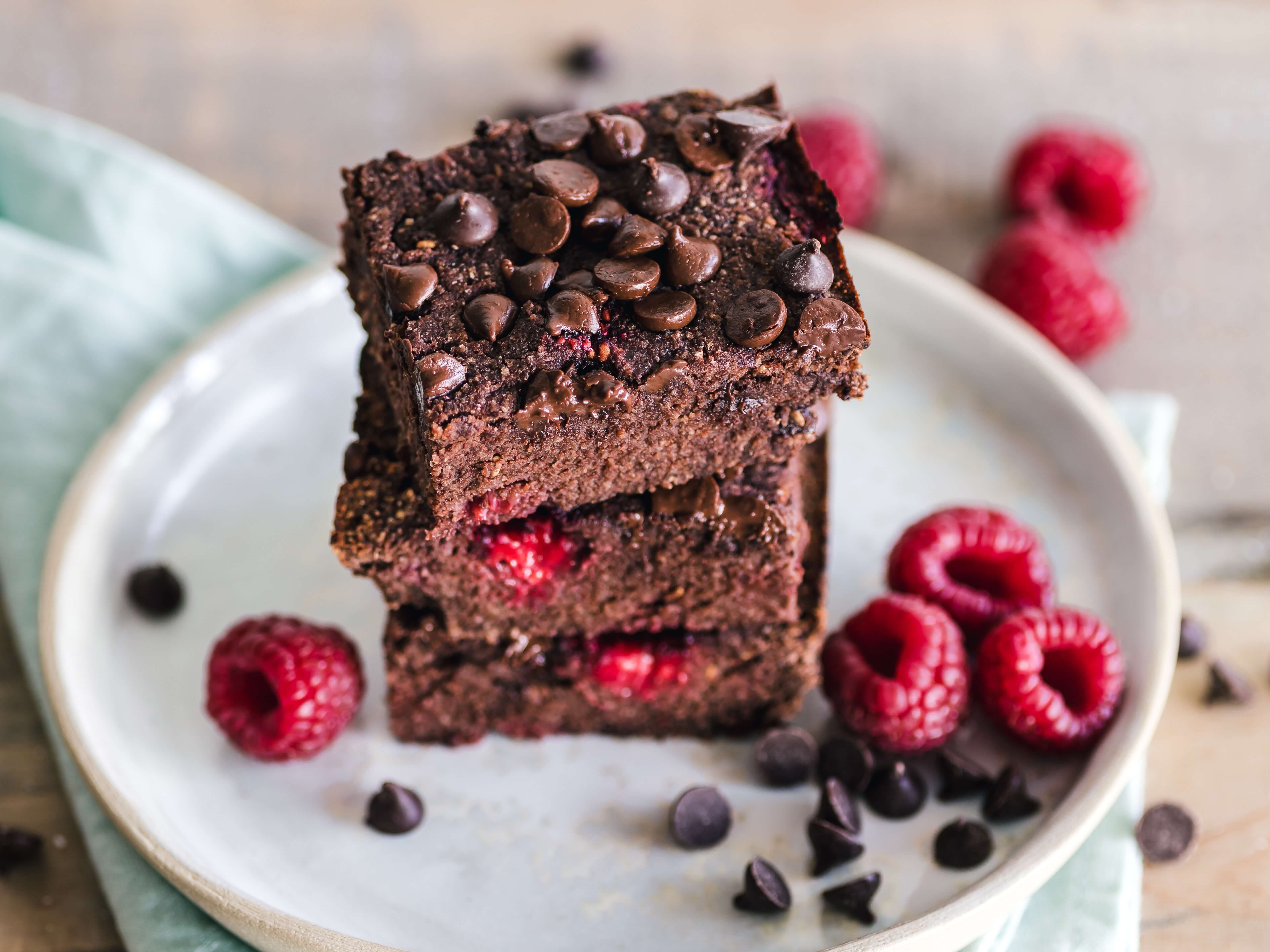 delicious pretty brownies with chocolate chips