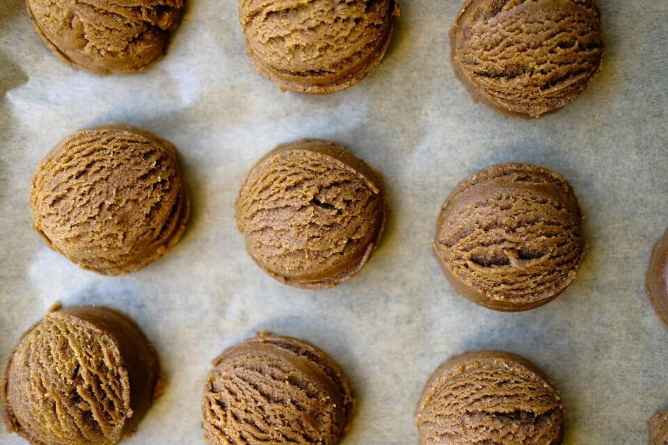 make cookies even sized dough scoop