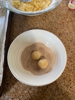 coat yummy snickerdoodles in cinnamon sugar elegant easy