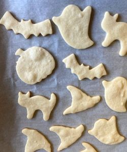 baked cookies Halloween shaped