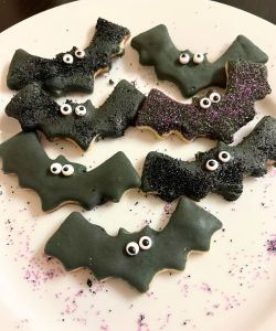 different bat cookies simple decorated Halloween cookies