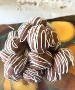 finished easy cookie butter truffles