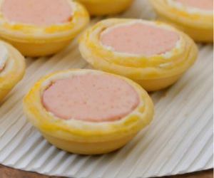 guava cream cheese tartlets