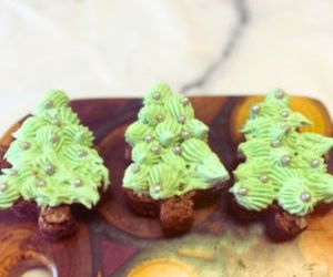 Christmas tree shaped decorated brownies