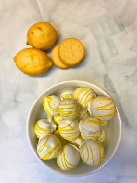 finished Lemon Oreo balls