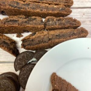 Oreo cookie biscotti