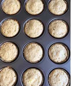 banana cupcakes with nutella frosting when done baking