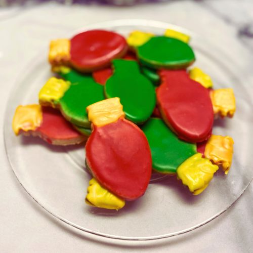 Easy Christmas Light Cut-Out Cookies - PrettyPastelitos