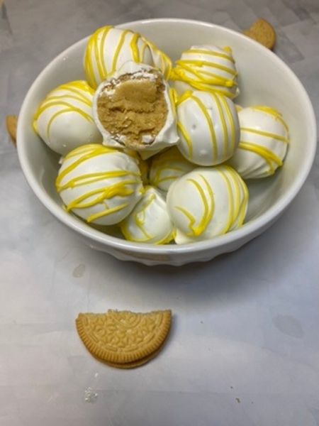 finished Lemon Oreo Balls