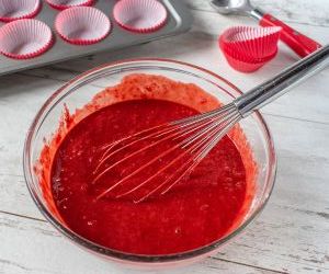 red velvet cupcake batter