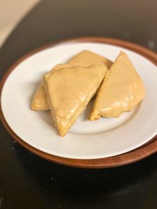 finished maple vegan scones with maple glaze