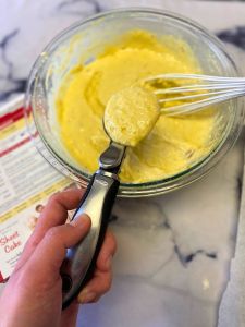 use cookie scoop or ice cream scoop to get even whoopie pie rounds