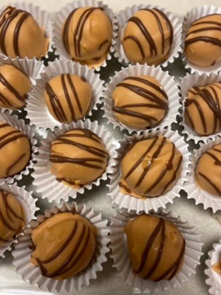 finished salted caramel cookie butter truffles