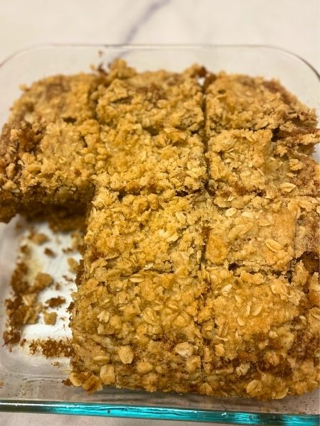 vegan banana cinnamon sugar bars cooled and sliced