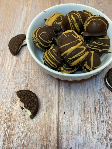 easy Vegan oreo balls