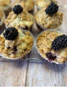 vegan blackberry muffins