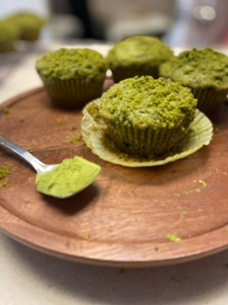 matcha muffins with matcha streusel