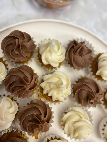 mini cupcakes with Nutella and cream cheese frosting