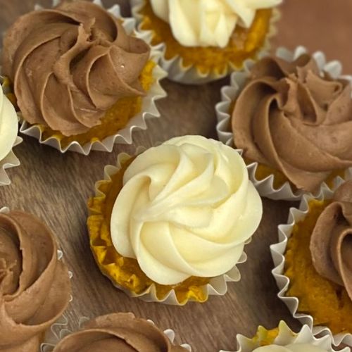 mini pumpkin cupcakes