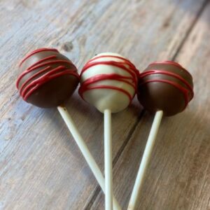 Christmas red velvet cake pops