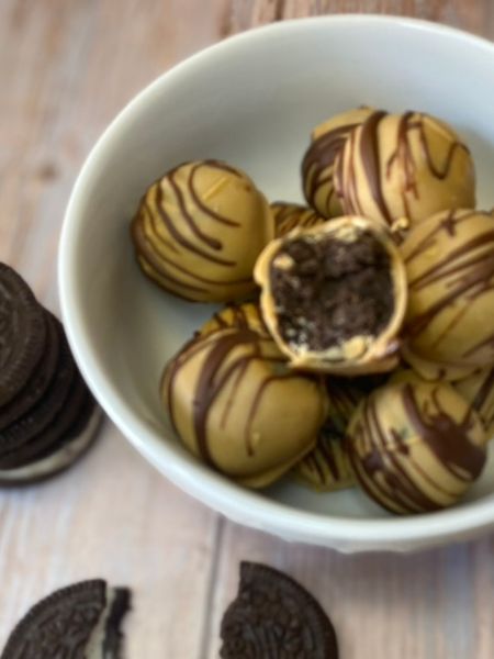 peanut butter Oreo balls