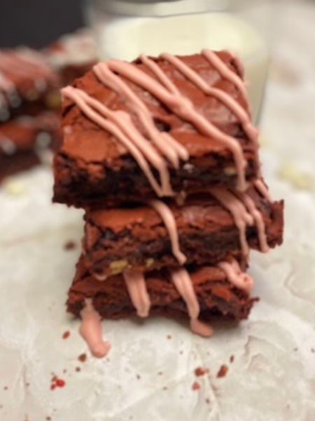 Valentine's day red velvet brownies