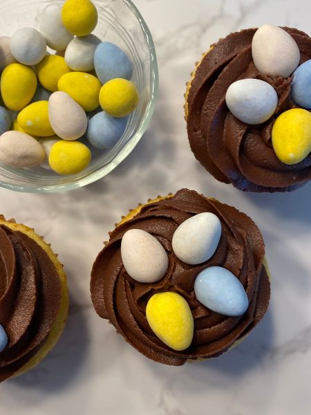 Easter nest cupcakes