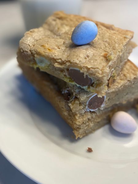 Blondies with mini chocolate eggs baked inside