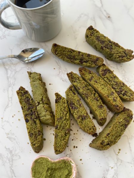 matcha biscotti