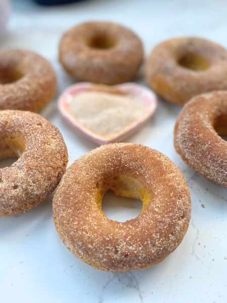 pumpkin donuts with cinnamon sugar