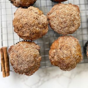 pumpkin snickerdoodle muffins