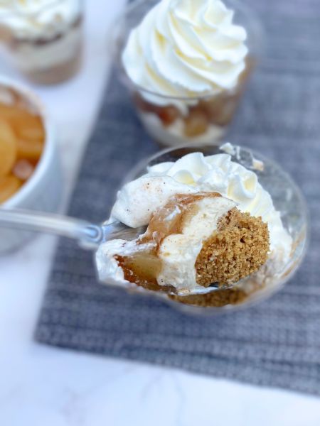 apple pie cheesecake cups