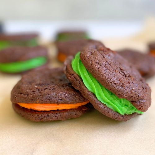Halloween whoopie pies