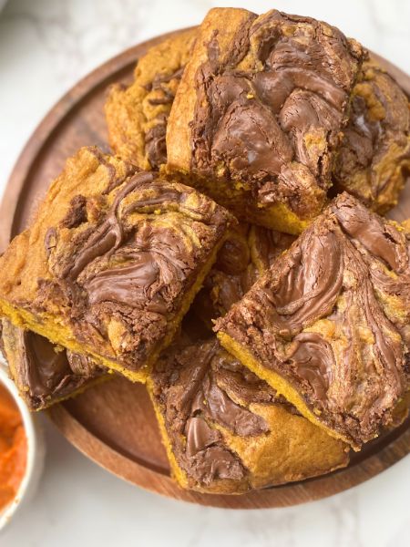 pumpkin nutella blondies