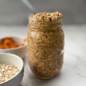 pumpkin overnight oats with cookie butter
