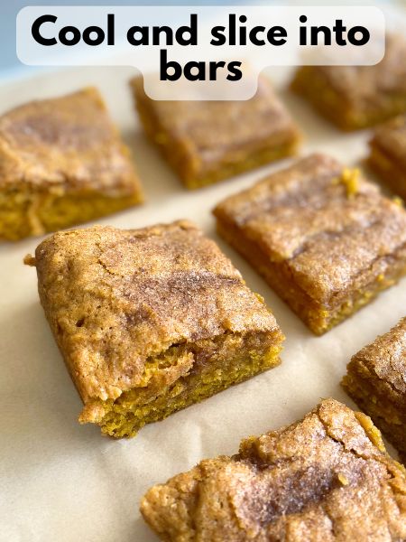 baked pumpkin snickerdoodle bars
