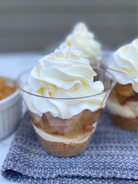 apple pie cheesecake cups