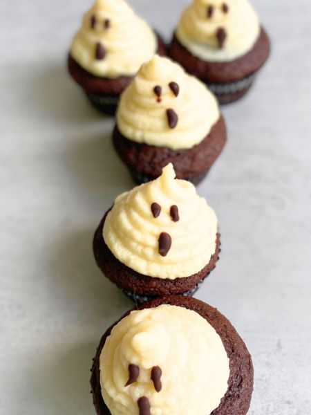 easy ghost cupcakes