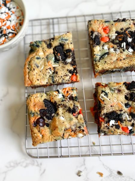 Halloween blondies