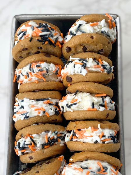 Halloween ice cream cookie sandwiches frozen