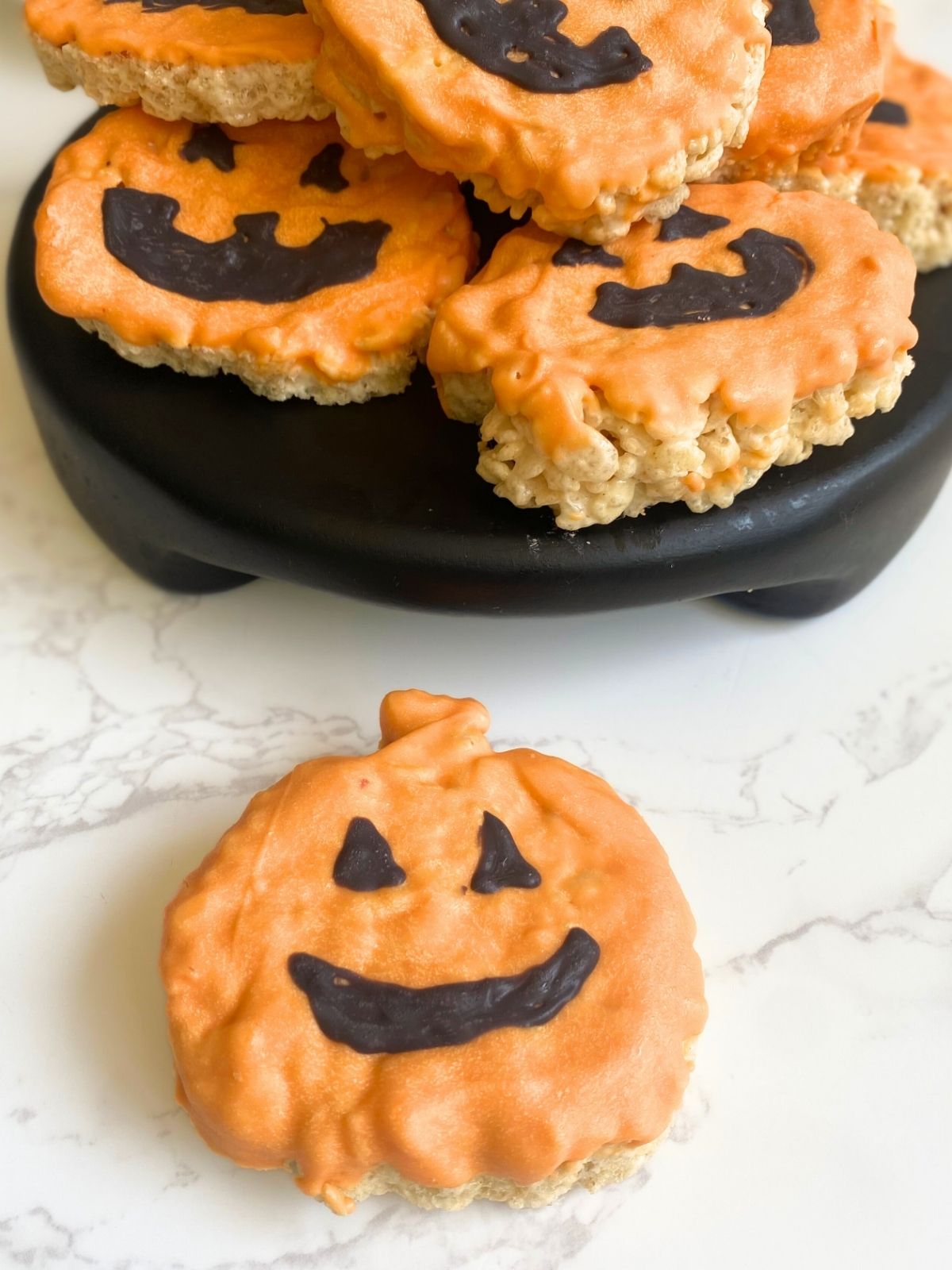 jack o lantern rice krispie treats