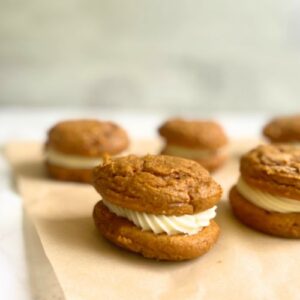 pumpkin whoopie pies