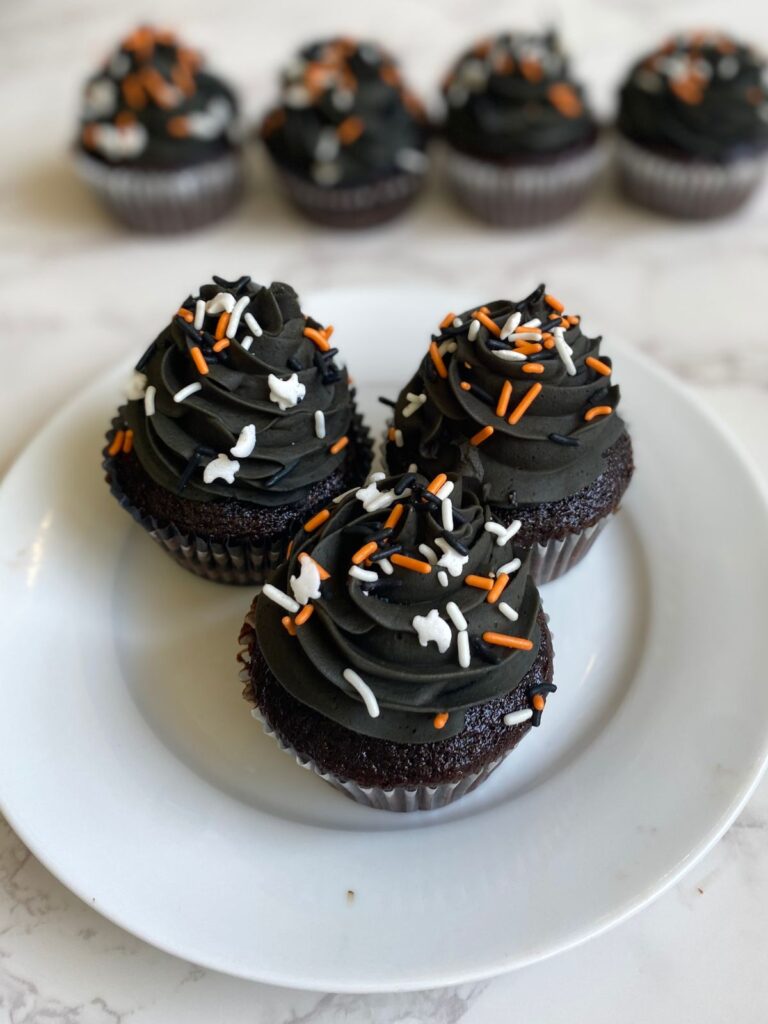 box mix halloween cupcakes with blank frosting