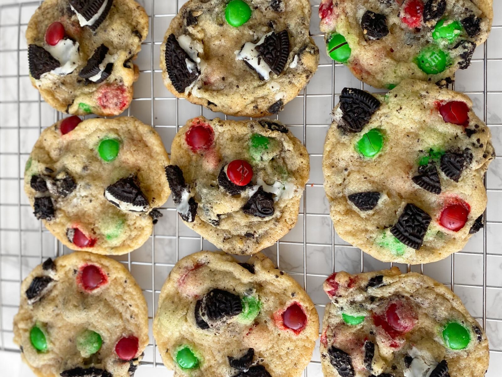 Christmas Oreo cookies