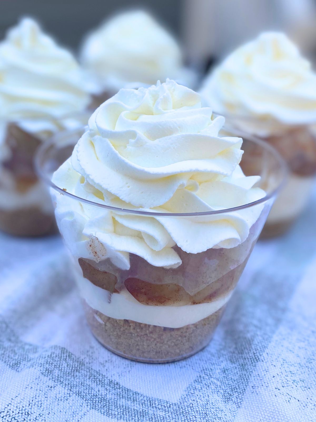 apple pie cheesecake cups
