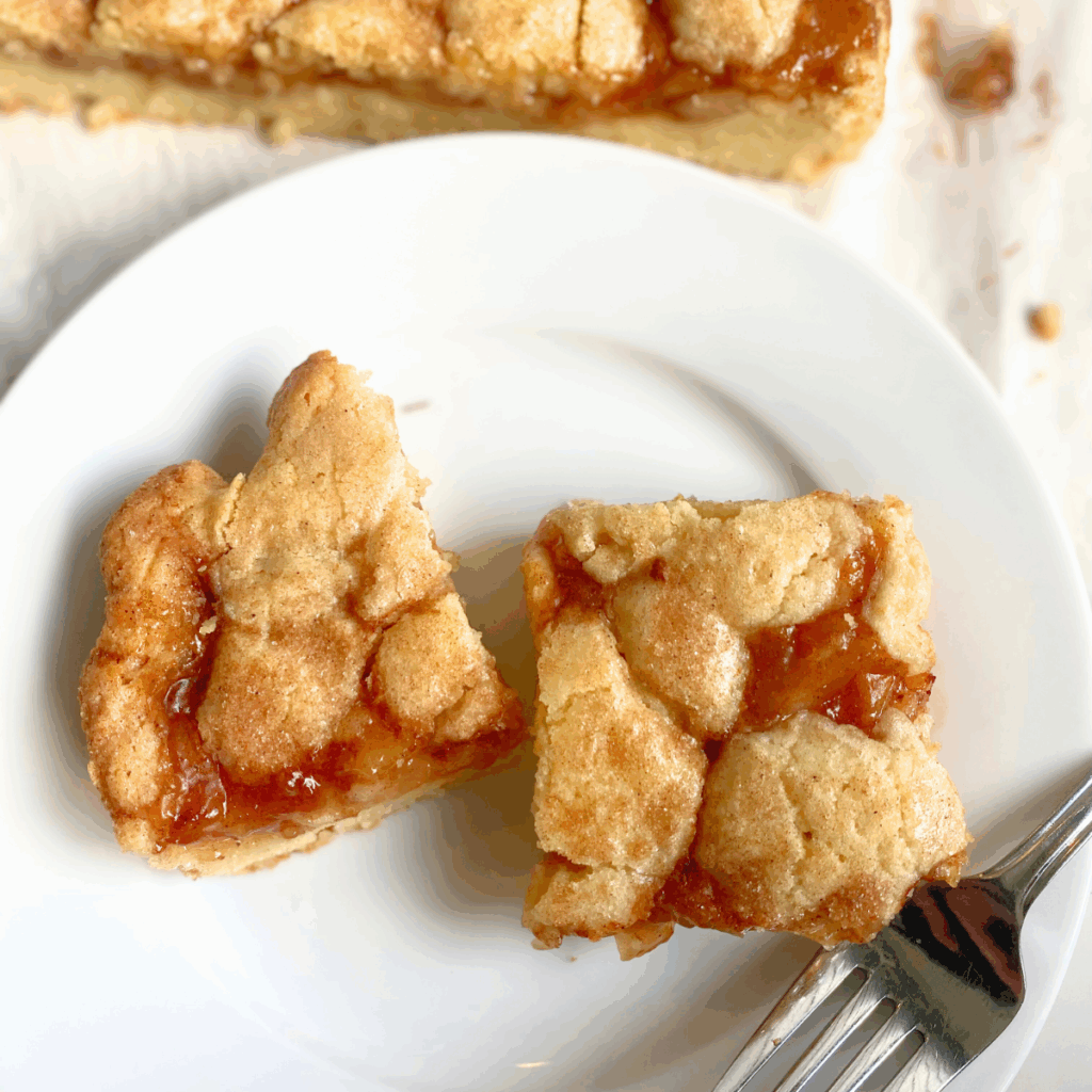 apple pie sugar cookie bars