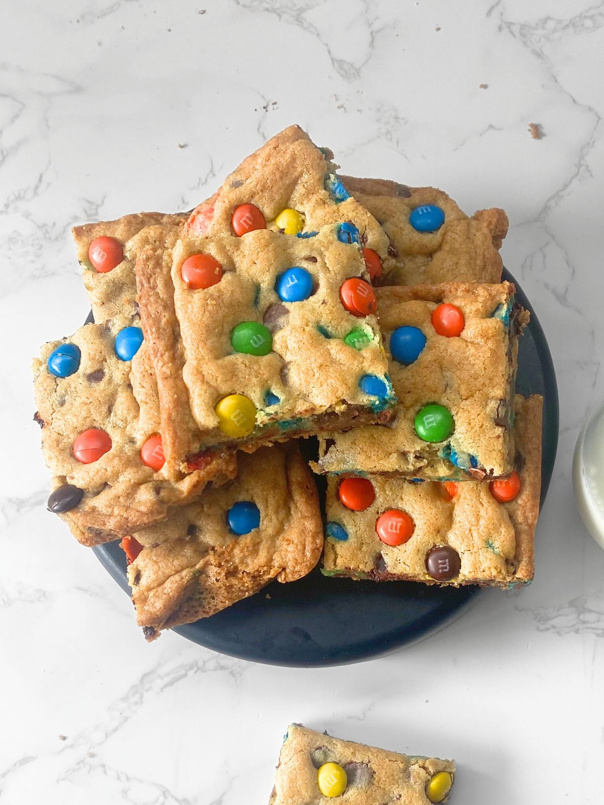 chocolate chip M&M cookie bars