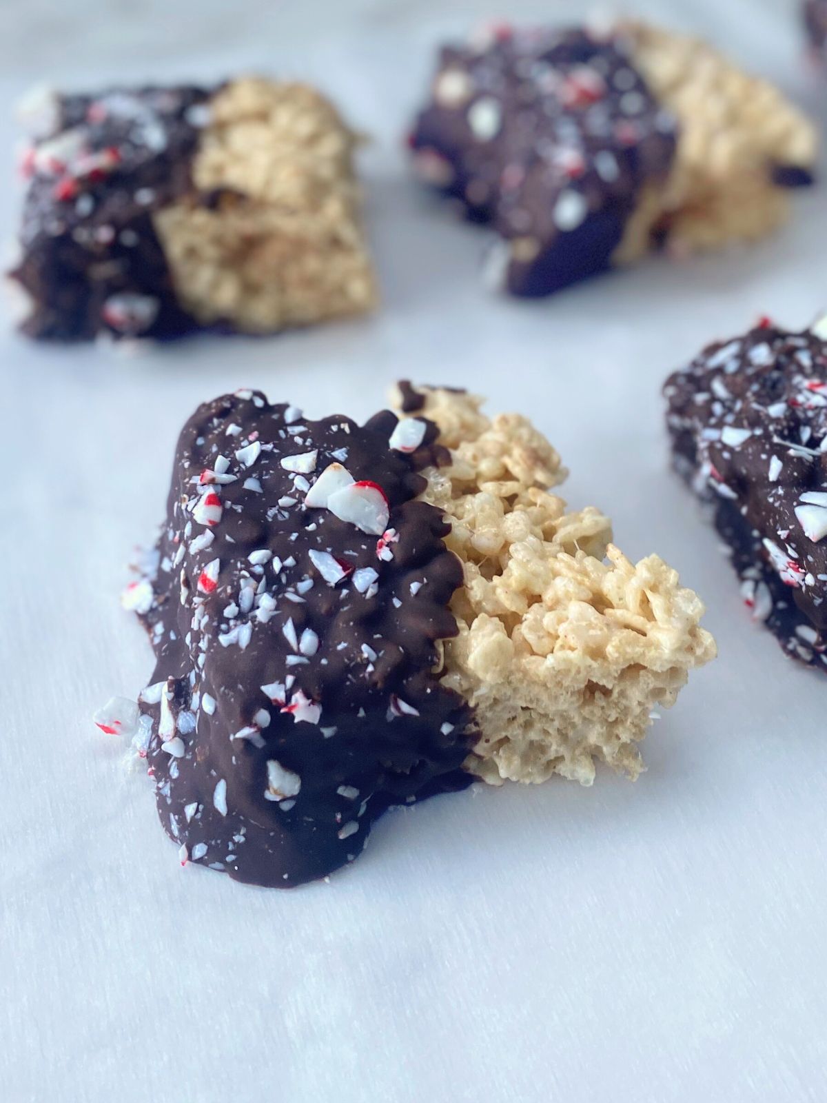 chocolate peppermint rice krispie treats