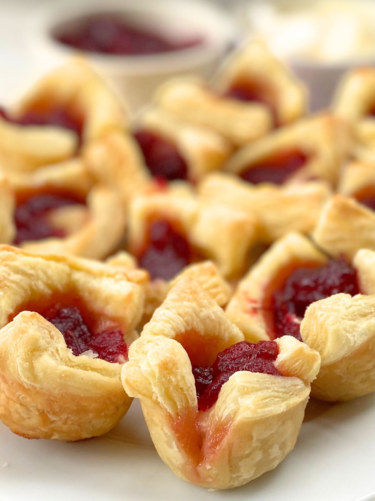 cranberry brie bites
