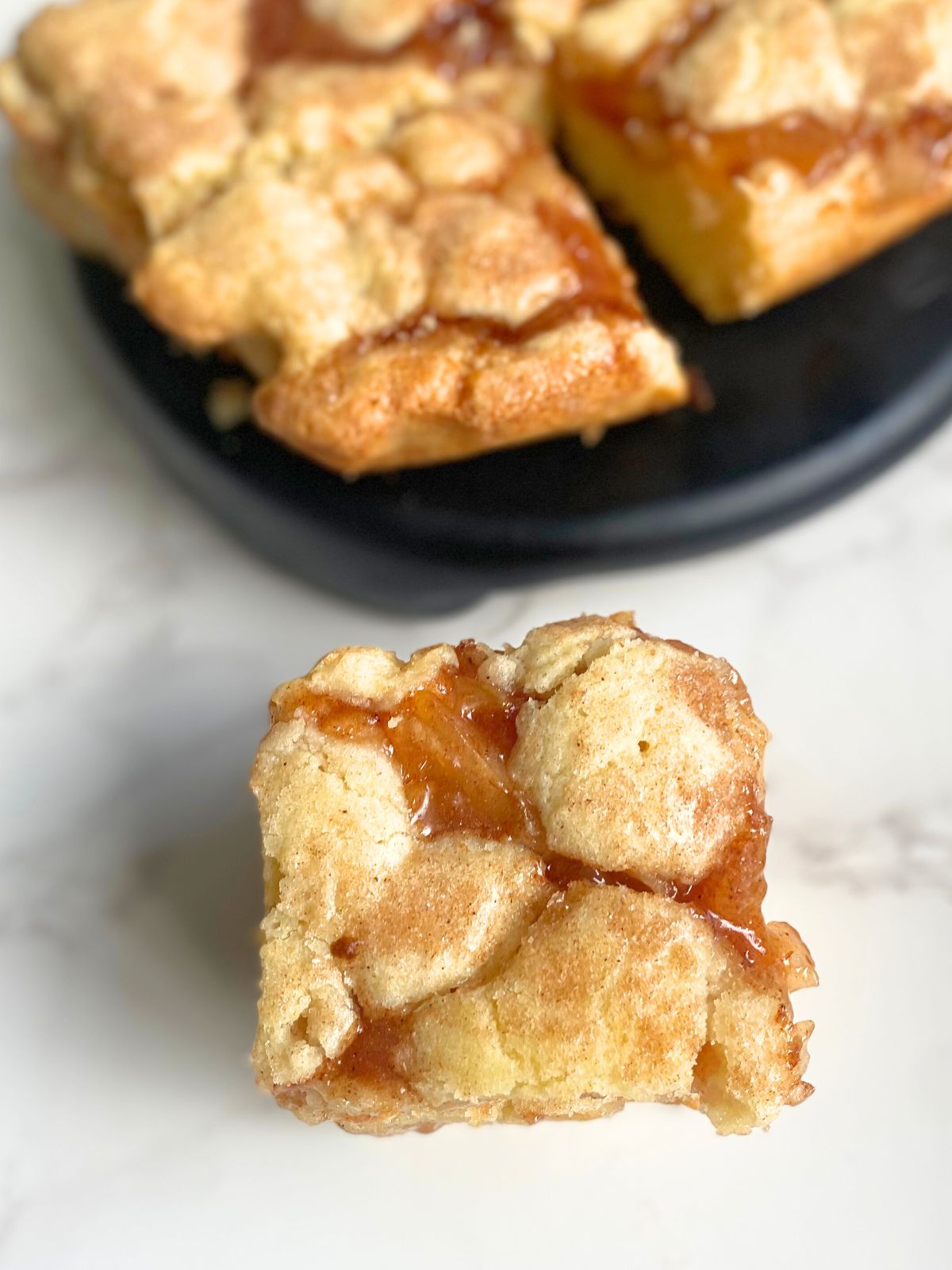 apple pie sugar cookie bars